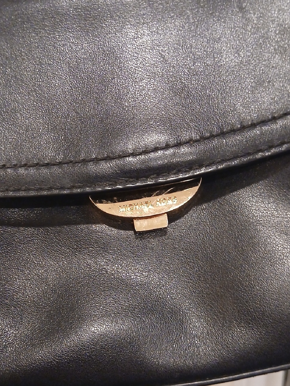 Michael Kors Small Black Leather Crossbody - Picture 3 of 10